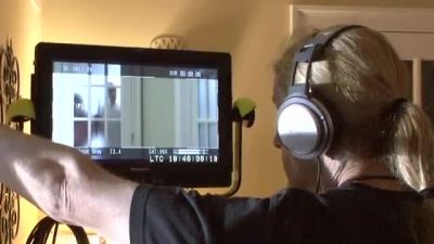 ISNT_IT_DELICIOUS_-_BEHIND_THE_SCENES_281.jpg