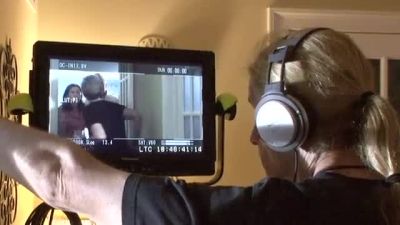 ISNT_IT_DELICIOUS_-_BEHIND_THE_SCENES_295.jpg