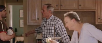 ISNT_IT_DELICIOUS_-_HD_TRAILER_3_224.jpg