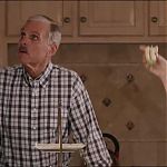 ISNT_IT_DELICIOUS_-_HD_TRAILER_3_207.jpg