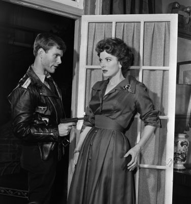MRS_MINERVER_-_STILLS_3.jpg