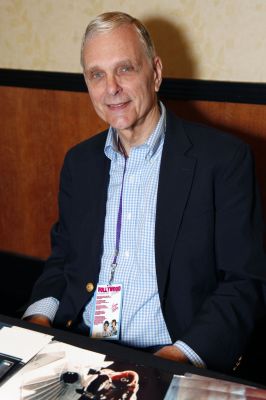 04212012_-_The_Hollywood_Show_Burbank_005.jpg