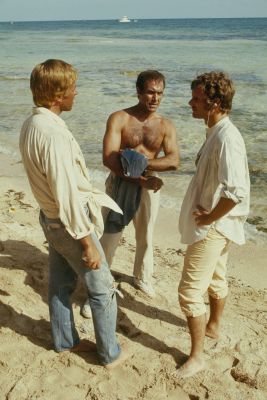 BLACK_WATER_GOLD_-_STILLS_006.jpg