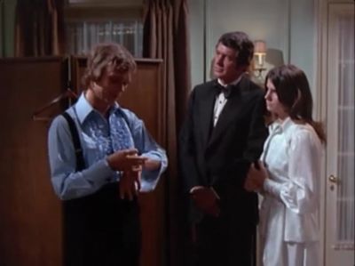 MCMILLAN_AND_WIFE_-_E2X02_BLUES_FOR_SALLY_M_0475.jpg