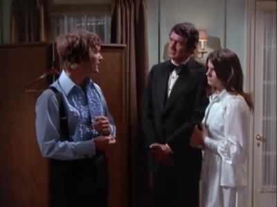 MCMILLAN_AND_WIFE_-_E2X02_BLUES_FOR_SALLY_M_0481.jpg
