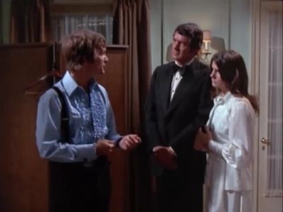 MCMILLAN_AND_WIFE_-_E2X02_BLUES_FOR_SALLY_M_0483.jpg