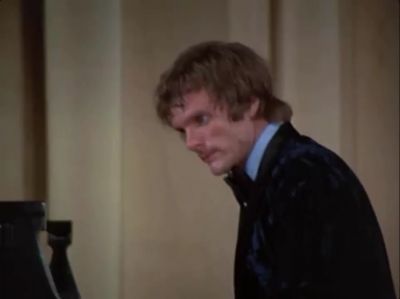 MCMILLAN_AND_WIFE_-_E2X02_BLUES_FOR_SALLY_M_0598.jpg