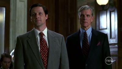 LAW_AND_ORDER_-_E11X09_HUBRIS_900.jpg