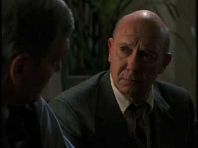 LAW_AND_ORDER_SVU_-_E3X19_JUSTICE_305.jpg