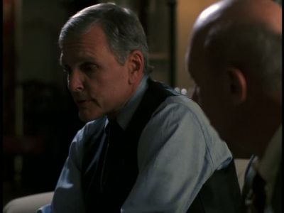 LAW_AND_ORDER_SVU_-_E3X19_JUSTICE_318.jpg