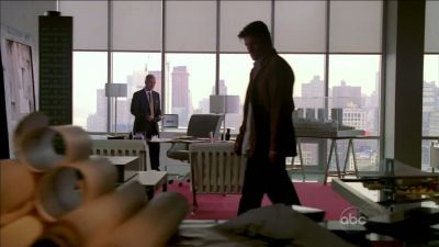 CASTLE_-_E1X01_FLOWERS_FOR_YOUR_GRAVE_005.jpg