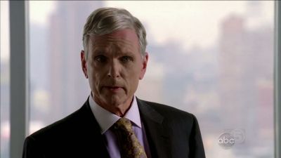 CASTLE_-_E1X01_FLOWERS_FOR_YOUR_GRAVE_079.jpg