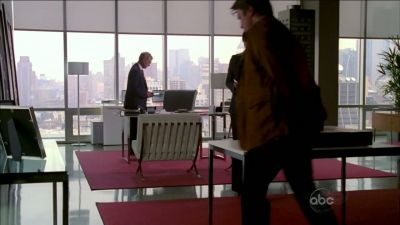 CASTLE_-_E1X01_FLOWERS_FOR_YOUR_GRAVE_115.jpg