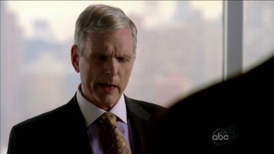 CASTLE_-_E1X01_FLOWERS_FOR_YOUR_GRAVE_134.jpg