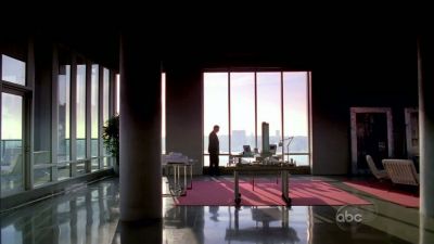CASTLE_-_E1X01_FLOWERS_FOR_YOUR_GRAVE_322.jpg