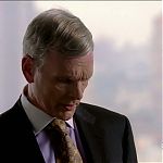 CASTLE_-_E1X01_FLOWERS_FOR_YOUR_GRAVE_097.jpg