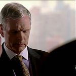CASTLE_-_E1X01_FLOWERS_FOR_YOUR_GRAVE_122.jpg