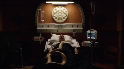 THE_PATH_-_E1X02_THE_ERA_OF_THE_LADDER_058.jpg