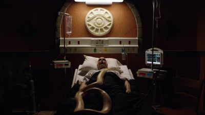 THE_PATH_-_E1X02_THE_ERA_OF_THE_LADDER_062.jpg