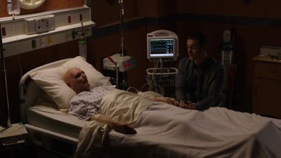 THE_PATH_-_E1X09_A_ROOM_OF_ONES_OWN_049.jpg