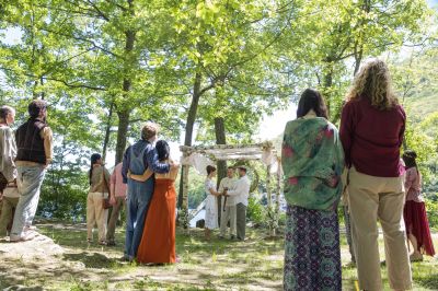 THE_PATH_-_E2X02_DEAD_MOON_STILLS_002.JPG